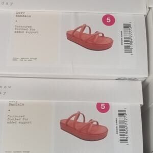 ❄️2/$5❄️[NEW IN BOX] A New Day Dory Apricot/Orange Strappy Sandals [6 LEFT]